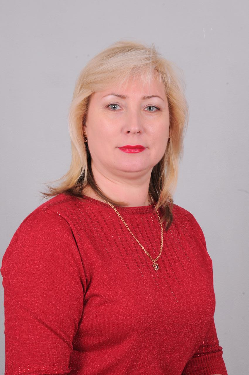 Нестеренко Дина Ивановна