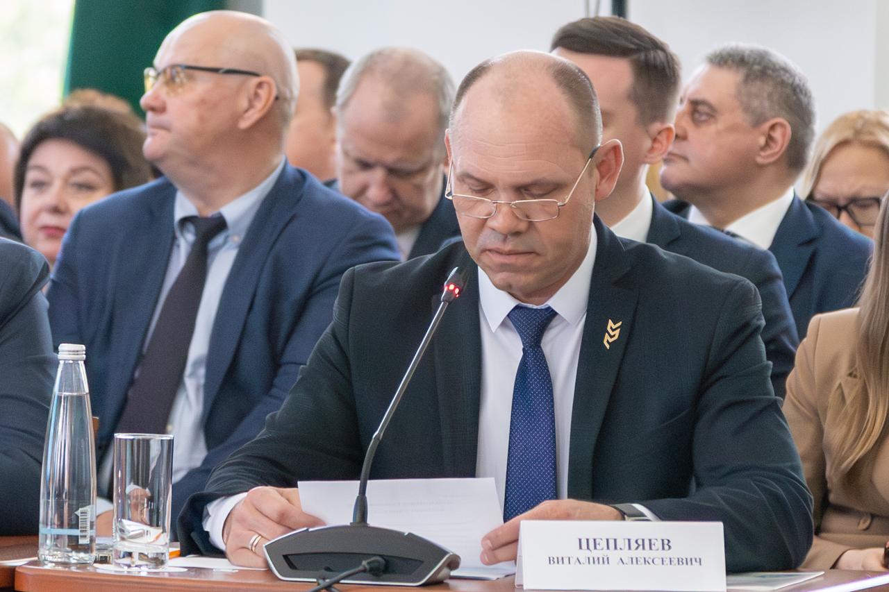 Виталий Цепляев выступил с докладом на расширенном заседании Совета Волгоградской области по вопросам развития сельских территорий и АПК