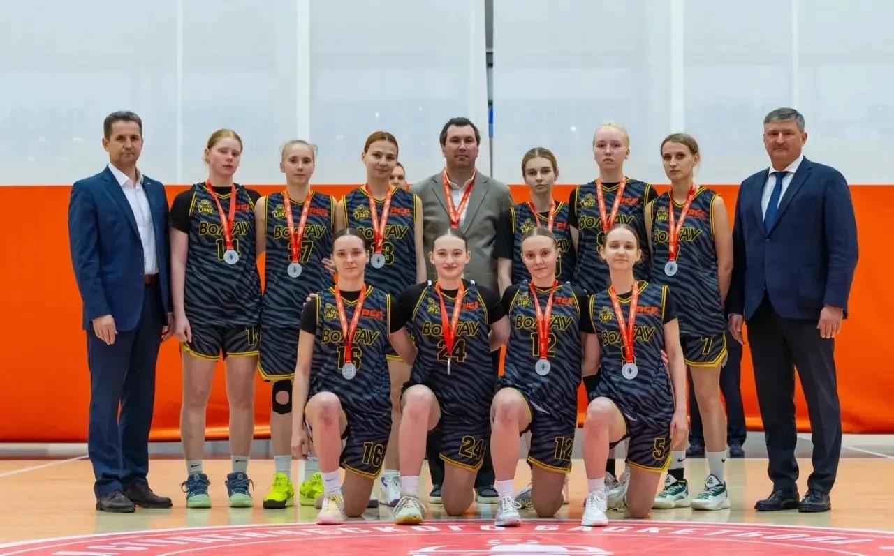 Триумф волгоградского студенческого баскетбола и блестящее второе место женской сборной ВолГАУ