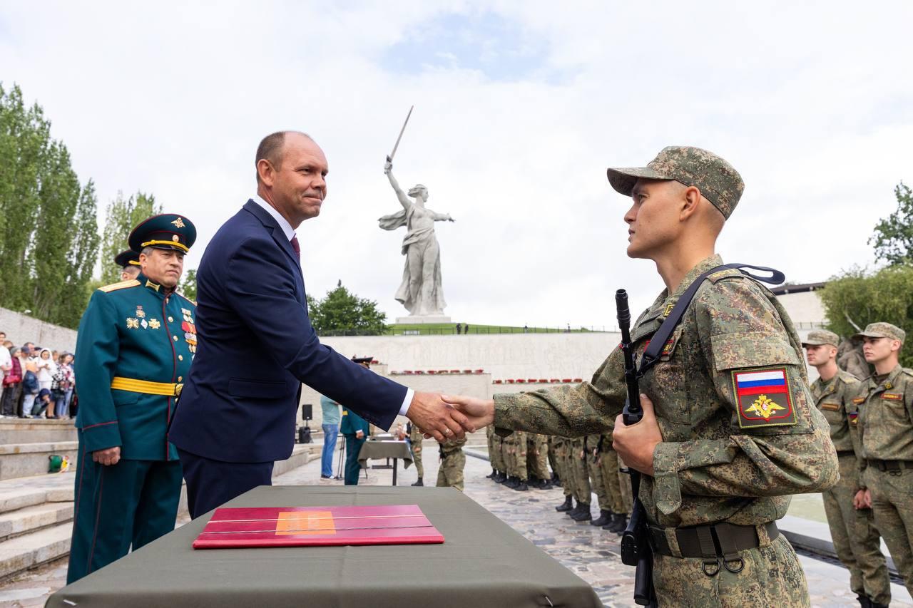 Поздравление Виталия Цепляева с Днём Героев Отечества!