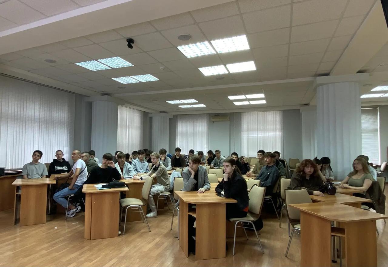 Лекция о построении воронки продаж для технологических стартапов прошла в Волгоградском ГАУ #АП