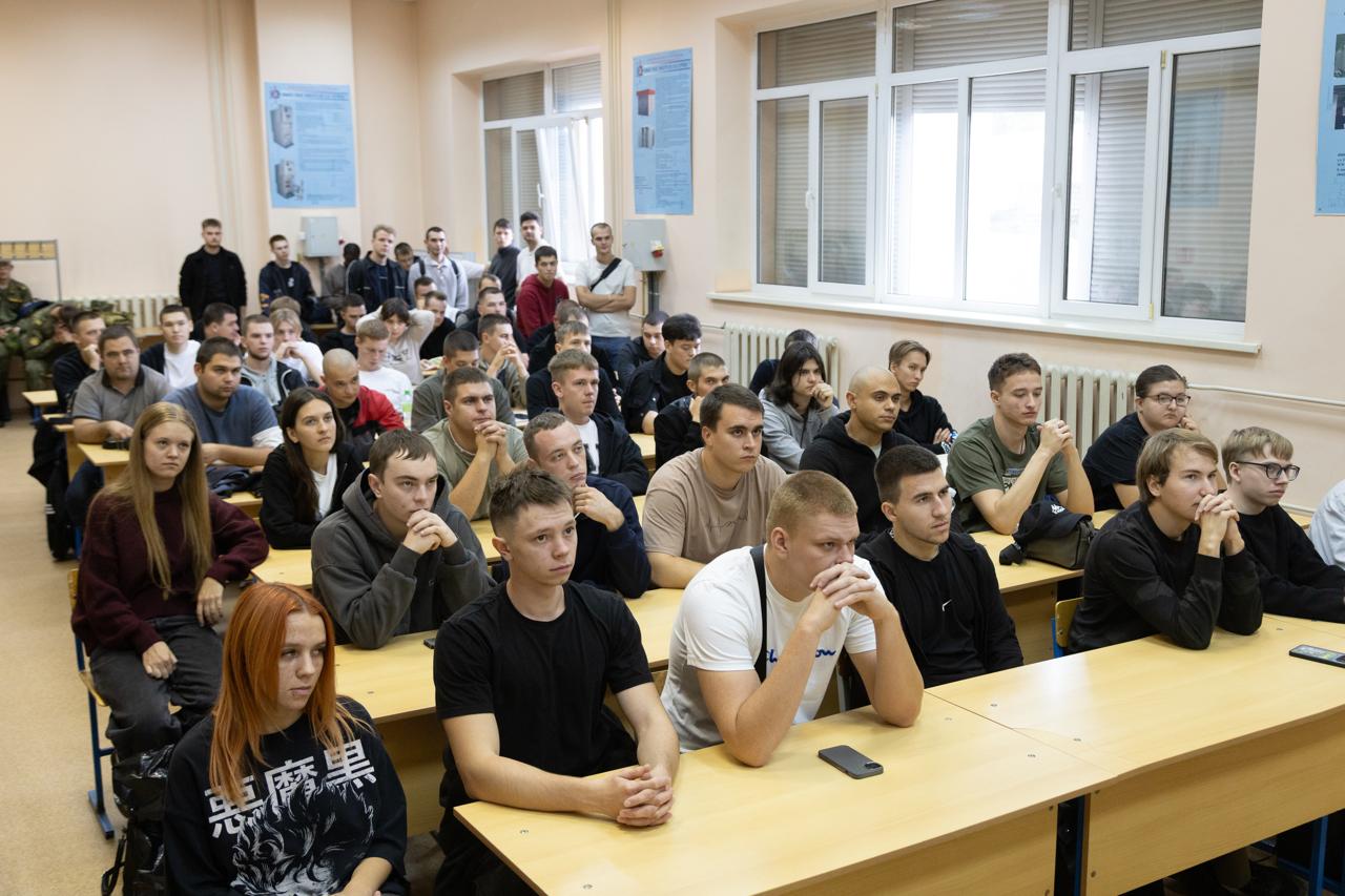 Старт стипендиальной программы «Сады Придонья»: студенты ВолГАУ узнали о преимуществах и карьерных возможностях