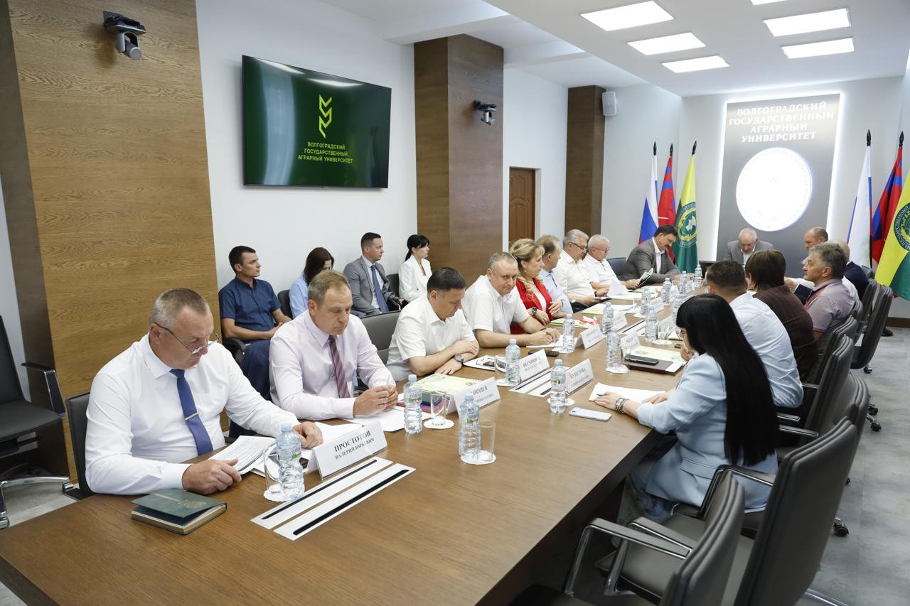 Состоялось заседание Попечительского Совета Волгоградского ГАУ