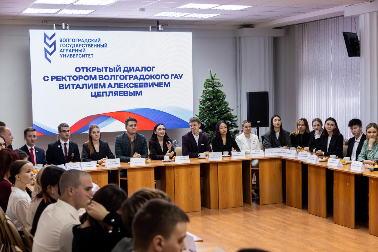 В. Цепляев: «Имидж университета формируют студенты…»