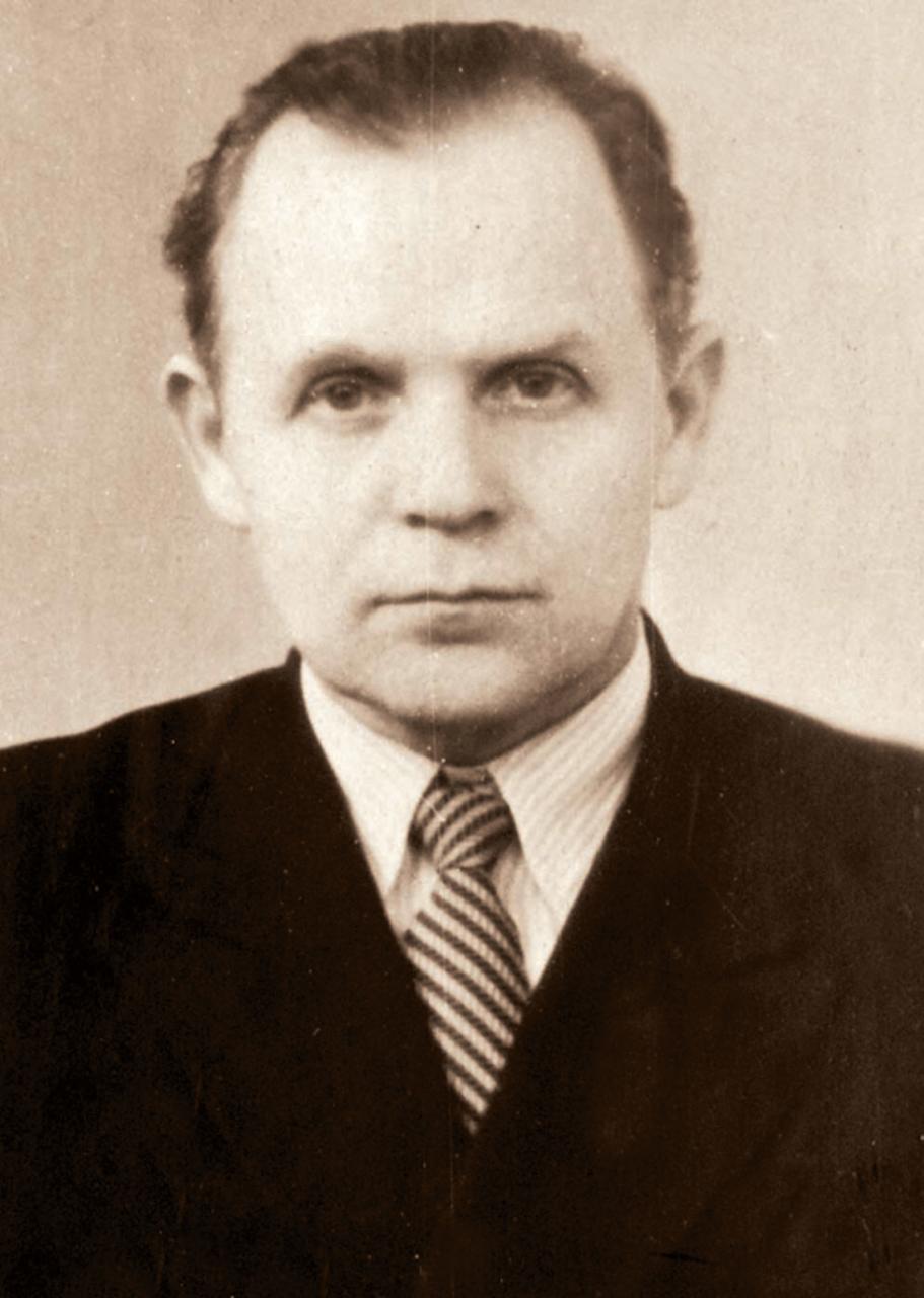 Павел Степанович ИВАЩЕНКО