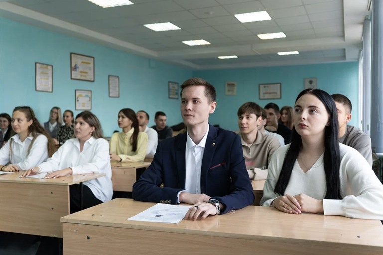 В ВолГАУ проанализировали влияние экономических санкций на развитие аудита в стране